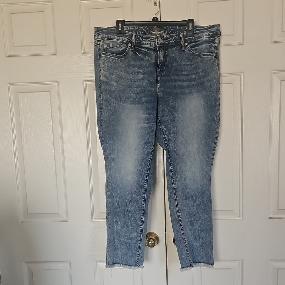 Torrid Blue Ankle Cropped Jeans with Medium Wash